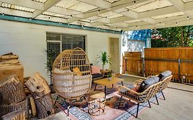 Updated Tacoma Home With Fire Pit!